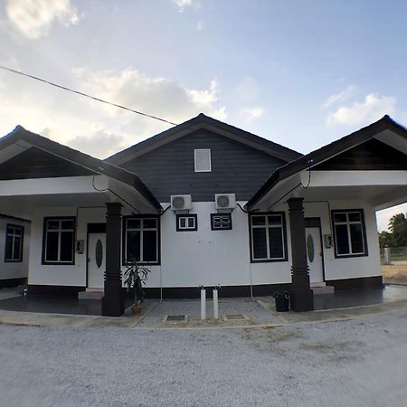 Twin Homestay D Kuala Terengganu Exterior foto